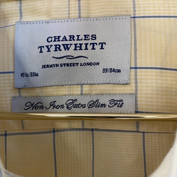 Charles Tyrwhitt Button Up Shirt 15 1/2/33 Non-Iron - Picture 2 of 3